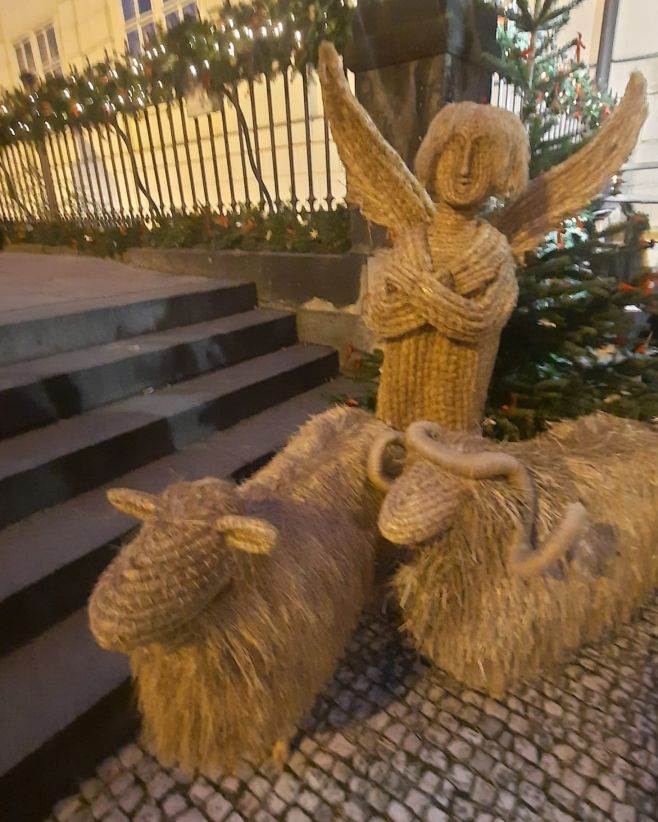 👼Prahu hlídá řada andělů, víte o tom? Spustili jsme andělskou pátrací hru: kolik z nich se vám s dětmi podaří během...